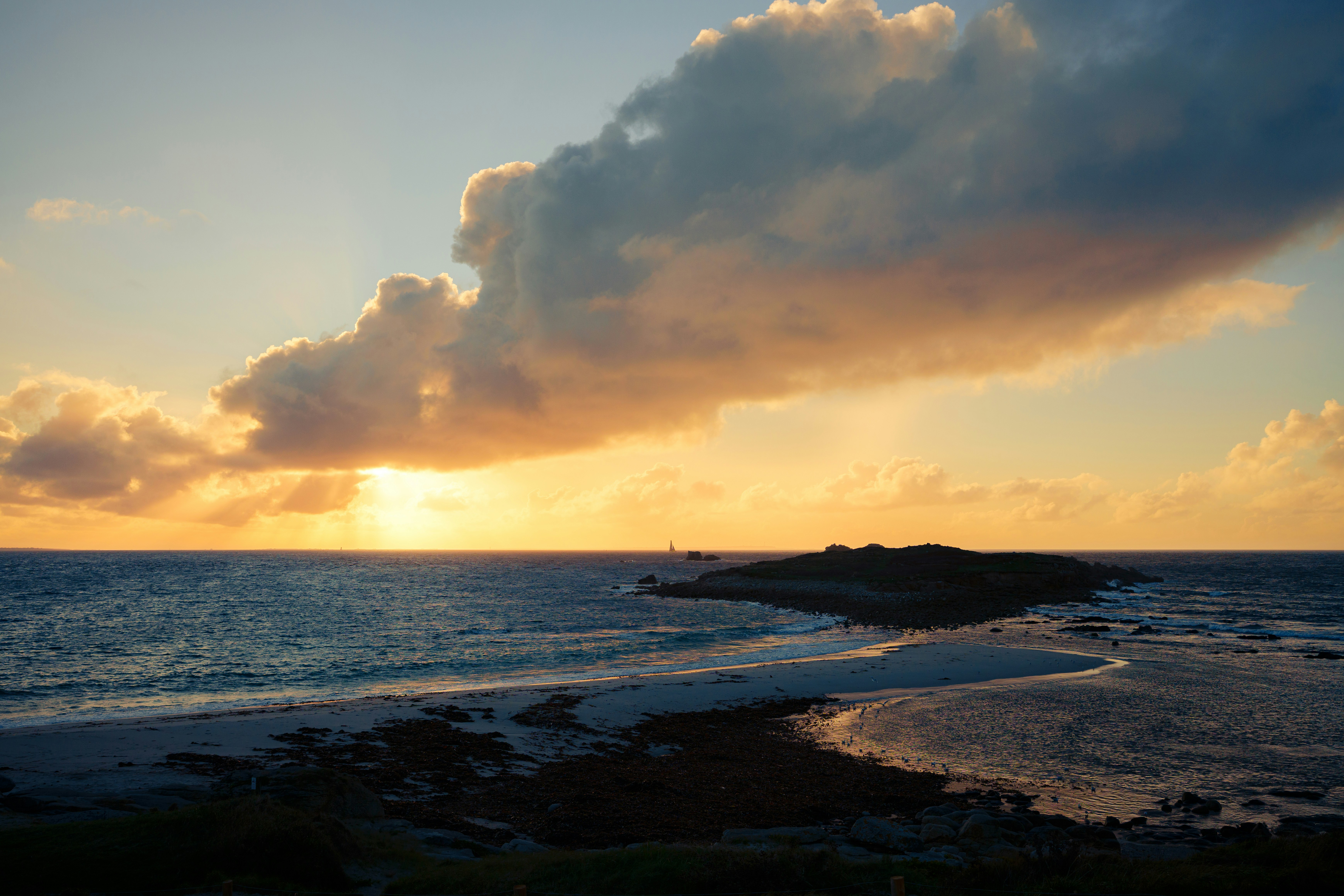 基于SpringAI实现会话记忆和对话内容持久化的AI对话服务